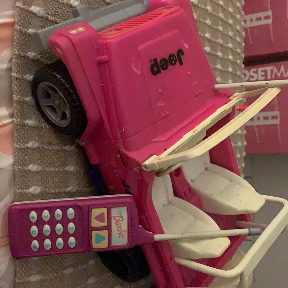 Barbie jeep